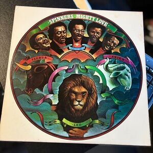 Spinners Mighty Love Album Cover
